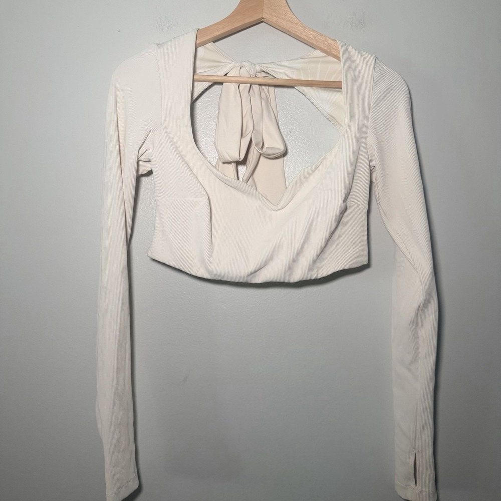 Popflex Active Sweetheart Long Sleeve Crop Top Ivory S Shirt Open Back